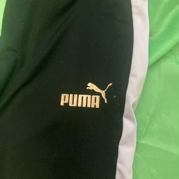 Girls Puma Set; t-shirt & leggings - Picture 4 of 8